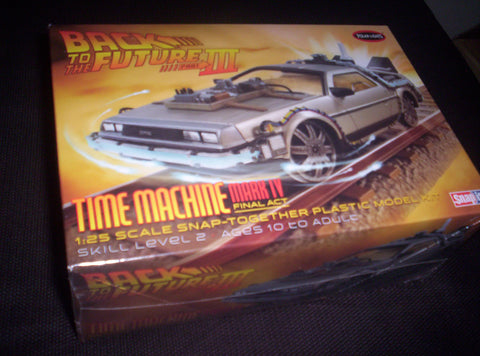 Back To The Future - Model Kit - Snap - Time Machine - 1:25 Scale